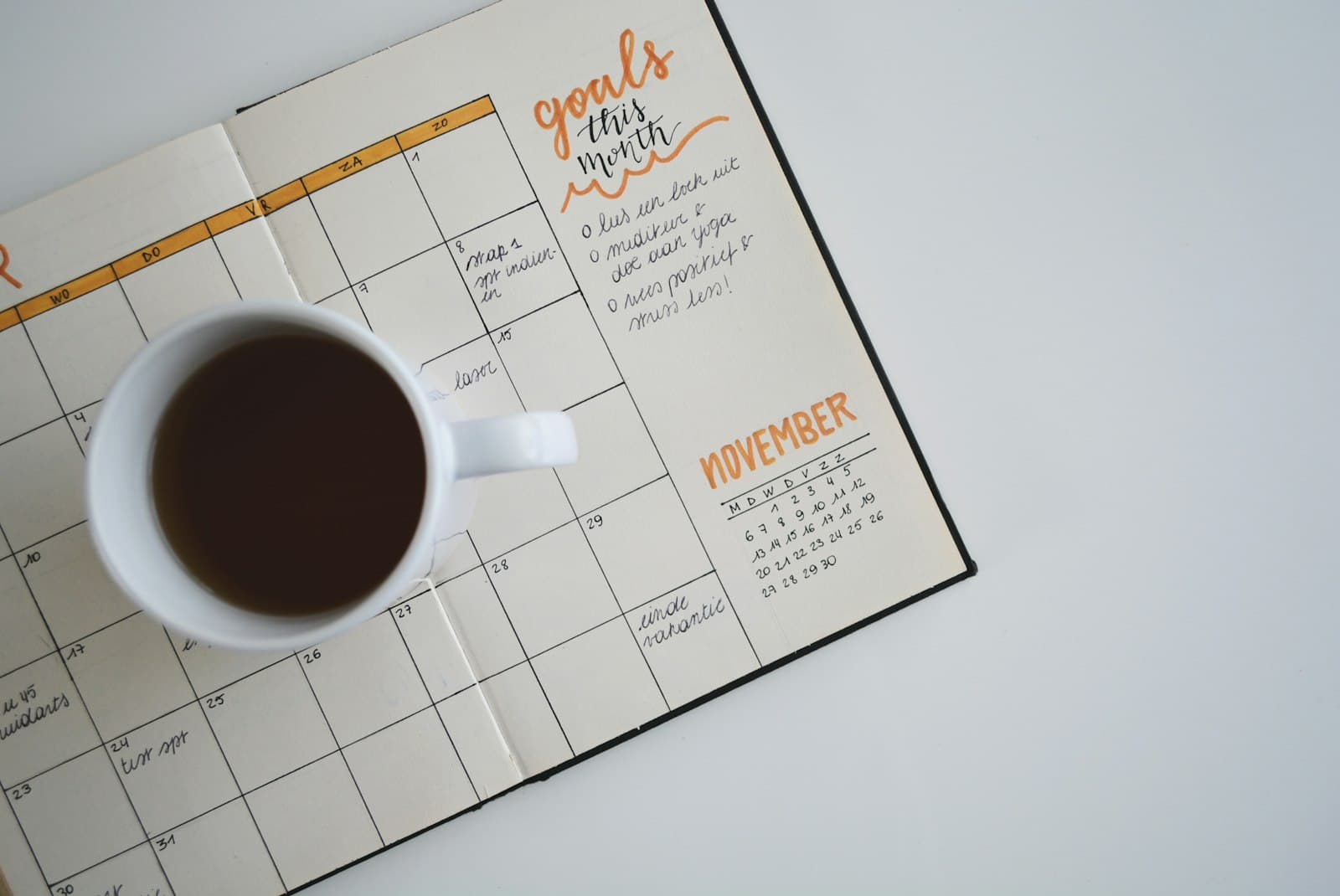 Online Booking Systems for Resorts, Clinics and Restaurants: A Complete Guide